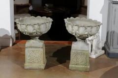 Pair of English 20th Century Stone Urns on Pedestals with Acanthus Leaf Motifs - 3472745