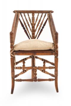 Pair of English Charles II Oak Triangular Chairs - 1419499