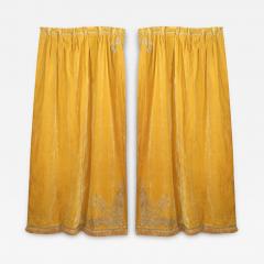 Pair of English Georgian Style Gold Velvet Fringe Lace Drapes - 4412592