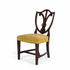 Pair of English Hepplewhite Mahogany Shield Side Chairs - 1419504