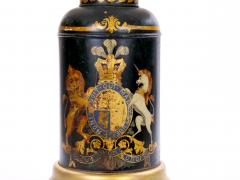 Pair of English Late 19th Century Black Painted Tole Canister Table Lamps - 4796588