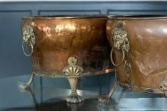 Pair of English Late 19th Century Copper Brass Lion Paw Coal Buckets Planter - 1967577