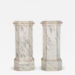 Pair of English Neoclassical Antique Faux Marble Painted Pine Columns - 4504244