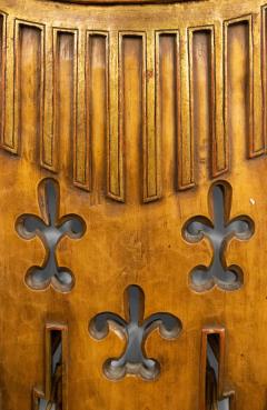 Pair of English Renaissance Style Gilt Metal and Fruitwood Wall Sconces - 1398417