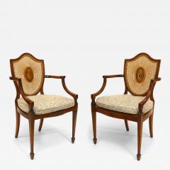 Pair of English Sheraton Satinwood Shield Armchairs - 4700509