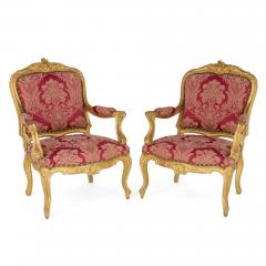 Pair of English Victorian Louis XV Style Giltwood Armchairs English c 1840 - 4686537