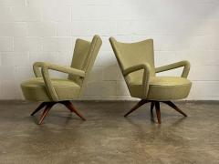 Pair of Ernst Schwadron Lounge Chairs - 2920345