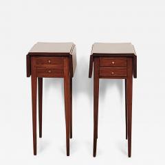 Pair of Federal American Side Tables in Cherry and Poplar circa 1820 - 3281270