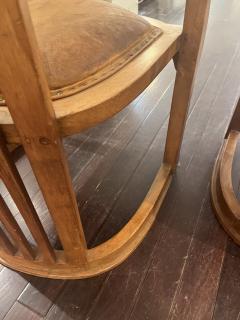 Pair of Frank Lloyd Wright Style Barrell Chairs - 4162060