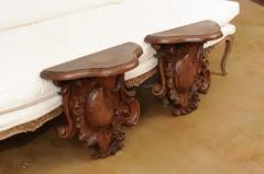 Pair of French 1760s Louis XV Period Walnut Wall Brackets with Rocailles Motifs - 3472610