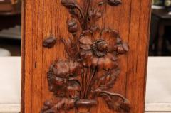 Pair of French 19th Century Carved Oak Vertical Panels with Bouquets in Vases - 3555947