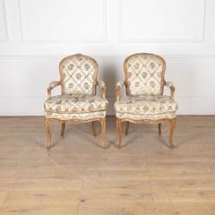 Pair of French Beechwood Salon Chairs - 3622904