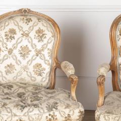 Pair of French Beechwood Salon Chairs - 3622910