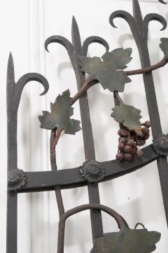 Pair of French Early 20th Century Painted Wrought Iron Grapevine Gates - 925302