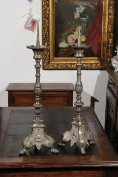 Pair of French Louis XV 18th Century Silvered Bronze Candlestick with Paw Feet - 3424259