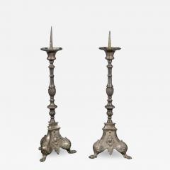 Pair of French Louis XV 18th Century Silvered Bronze Candlestick with Paw Feet - 3431454