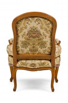 Pair of French Louis XV Beige Armchairs - 4653307