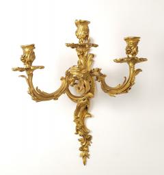 Pair of French Louis XV Gilt Bronze Ormolu Sconces circa 1740 - 3895109