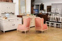 Pair of French Louis XVI Style 1900s Painted Berg res Chairs with Upholstery - 3509460
