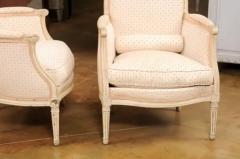 Pair of French Louis XVI Style Painted Berg res Chairs with Oval Shaped Backs - 3538344