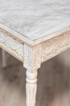 Pair of French Neoclassical 19th Century Baluster Urns with Low Relief D cor - 3746831