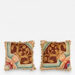 Pair of French Pillows Made of 19th Century Aubusson Tapestry with Floral D cor - 3431463