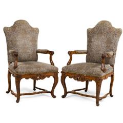 Pair of French Regence Grey Upholstered Armchairs - 4683118