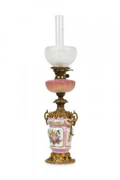 Pair of French Victorian Pink Sevres Porcelain Oil Lamps - 4631664