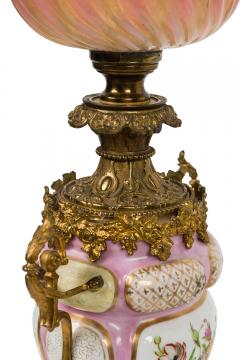 Pair of French Victorian Pink Sevres Porcelain Oil Lamps - 4631669