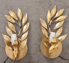 Pair of French Vintage Gilt Brass Single Arm Laurel Leaf Sconces - 833033