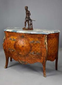 Pair of French early 20thc highly decorative Kingwood bombe commodes - 4805798