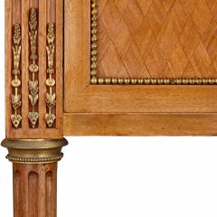 Pair of French mahogany and ormolu bedside cabinets - 3150949