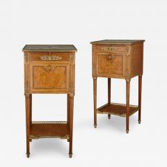 Pair of French mahogany and ormolu bedside cabinets - 3152230