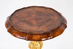 Pair of George I Carved and Gilded Pedestals - 3275235