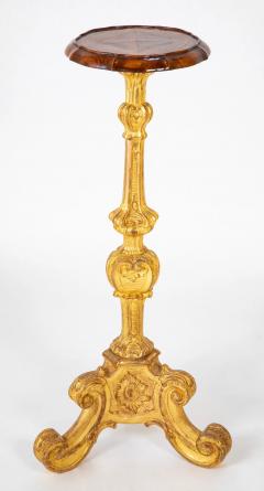 Pair of George I Carved and Gilded Pedestals - 3275243