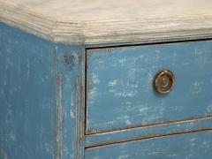 Pair of Gustavian Style Chests of Drawers - 2193297