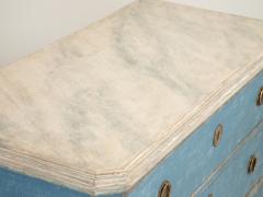 Pair of Gustavian Style Chests of Drawers - 2193299