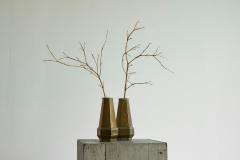 Pair of Hexagonal Art Deco Vases in Patinated Brass 1930s - 4395794