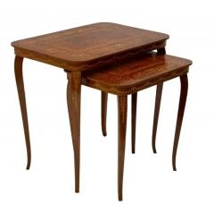 Pair of Hollywood Regency Italian Nesting Tables in Walnut Wood Marquetry - 3663055