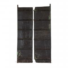 Pair of Indian wooden doors with painted decoration - 2650862