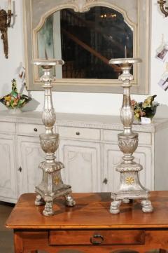 Pair of Italian 18th Century Silver Candlesticks with Gilt Star and Waterleaves - 3420301