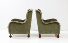 Pair of Italian 1940s Velvet Armchairs with Walnut Bun Feet - 2481486