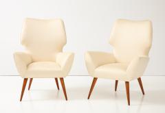 Pair of Italian Armchairs with Wood Legs Italy circa 1940 - 3390825