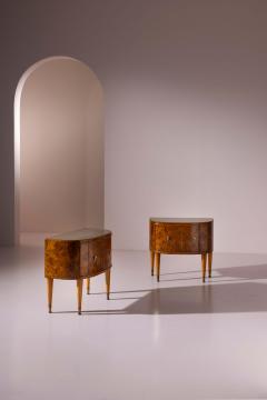 Pair of Italian Bedside Tables in Burl and Olive Glass 1950s - 4577168