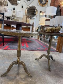 Pair of Italian Brass Pedestal Side Tables with Marble Tops 1970s - 4477085