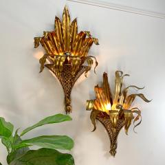 Pair of Italian Gilt Tole Palm Leaf and Coronet Wall Lights - 3428792