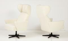 Pair of Italian Modernist High Back Swivel Chairs Italy circa 1960 - 3090040