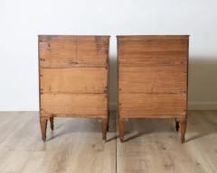 Pair of Italian Neapolitan Nightstands in Walnut and Plum Wood Inlay 19th Cent - 4146670