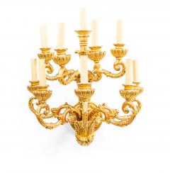 Pair of Italian Neoclassic Giltwood Acanthus Leaf Wall Sconces - 1379966