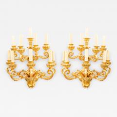 Pair of Italian Neoclassic Giltwood Acanthus Leaf Wall Sconces - 1393956